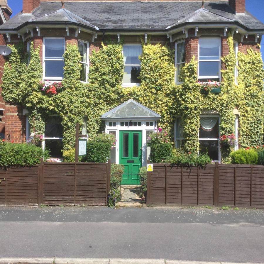 Netley Guest House Farnborough  Eksteriør bilde